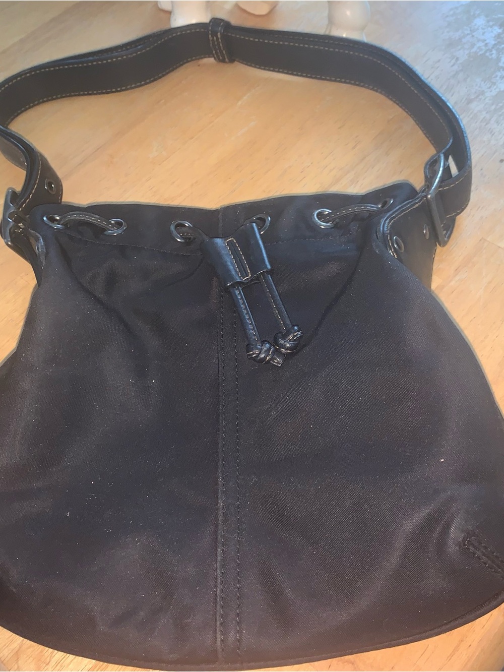 Coach Black Shoulder Bag with Contrast Stitching C3J-6649